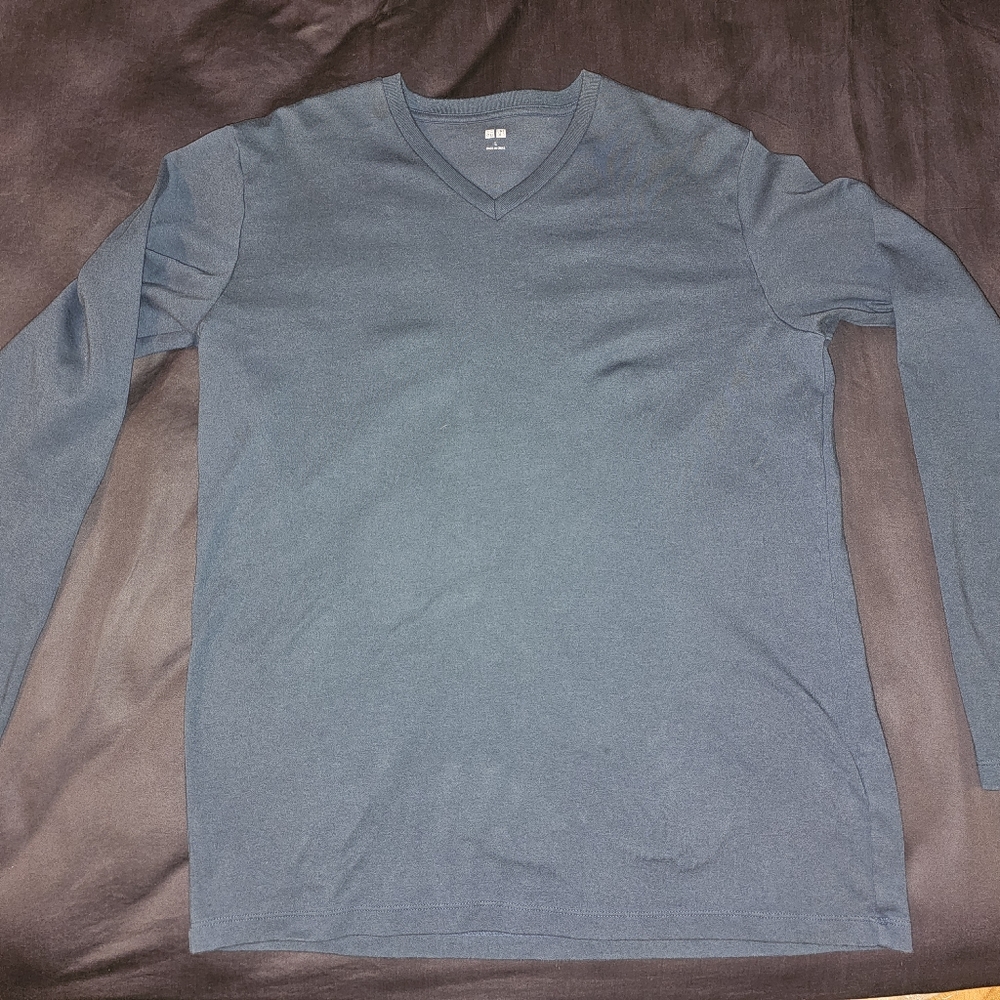 Uniqlo long sleeve v neck shirt Marine Blue Mens Large